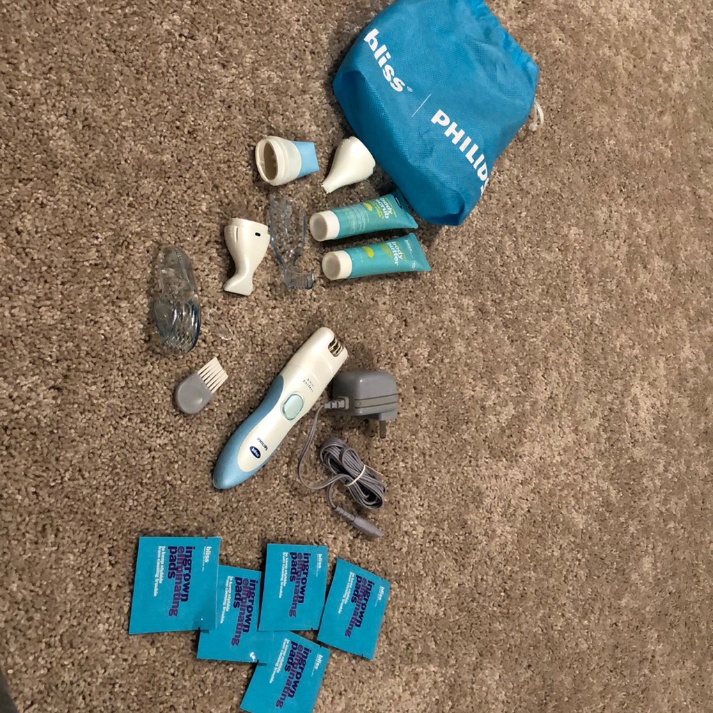 Philips Trimmer. Bundle Set!
